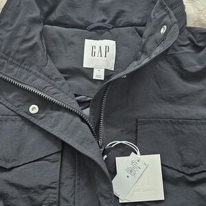 GAP Women's Black Lightweight Jacket